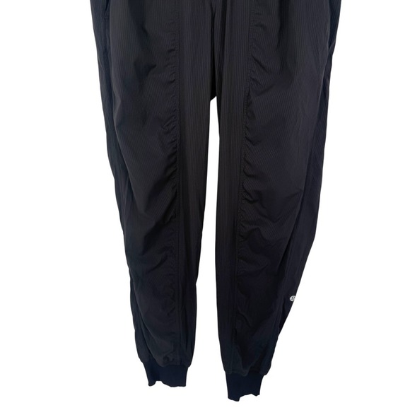 Lululemon Women's Dance Studio Jogger Pants Black Size 8 Activewear Athleisure - Picture 9 of 11